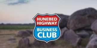Het Hunebedcentrum heeft een gift ontvangen van de Hunebed Highway Business Club